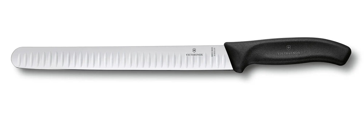 Victorinox Swiss Classic Slicing Knife in black - 6.8223.25G